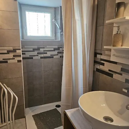 Ferienhaus Roumanieu Le *