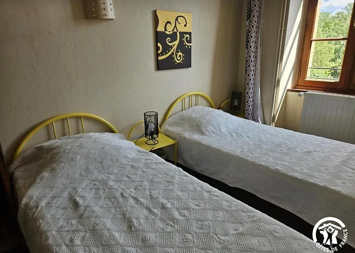 度假居 Roumanieu Le *